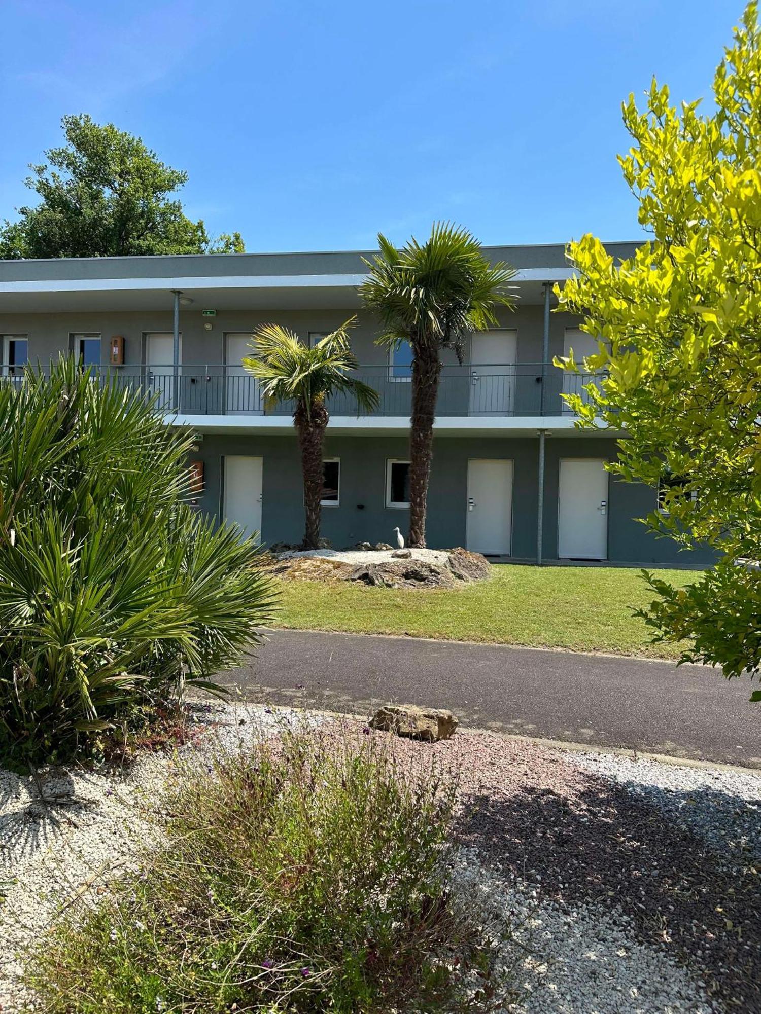 Sure Hotel By Best Western Mont-De-Marsan Saint-Pierre-du-Mont  Exteriör bild